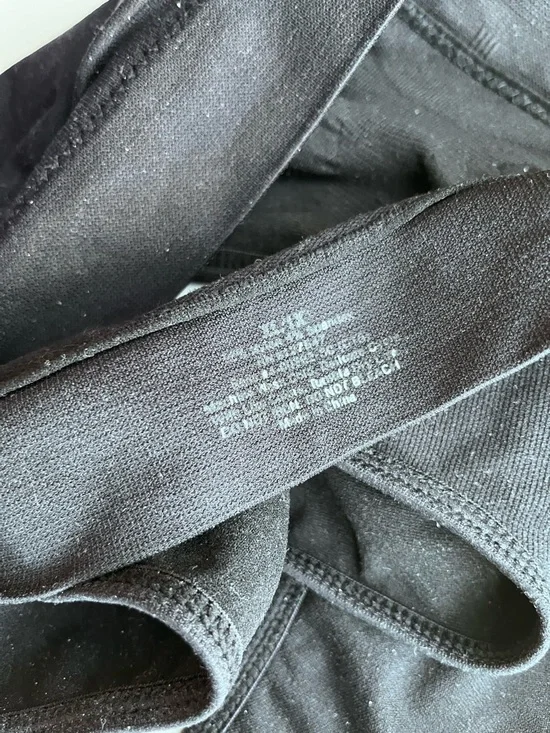 Seamless Comfortable Wide Strap No Underwire Black Bra Size XL - Picture 5 of 10